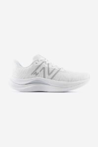 Boty New Balance FuelCell Propel v4