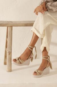 Semišové sandály Manebi Hamptons Wedge Espadrilles With Knot