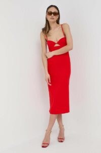 Šaty Bardot červená barva